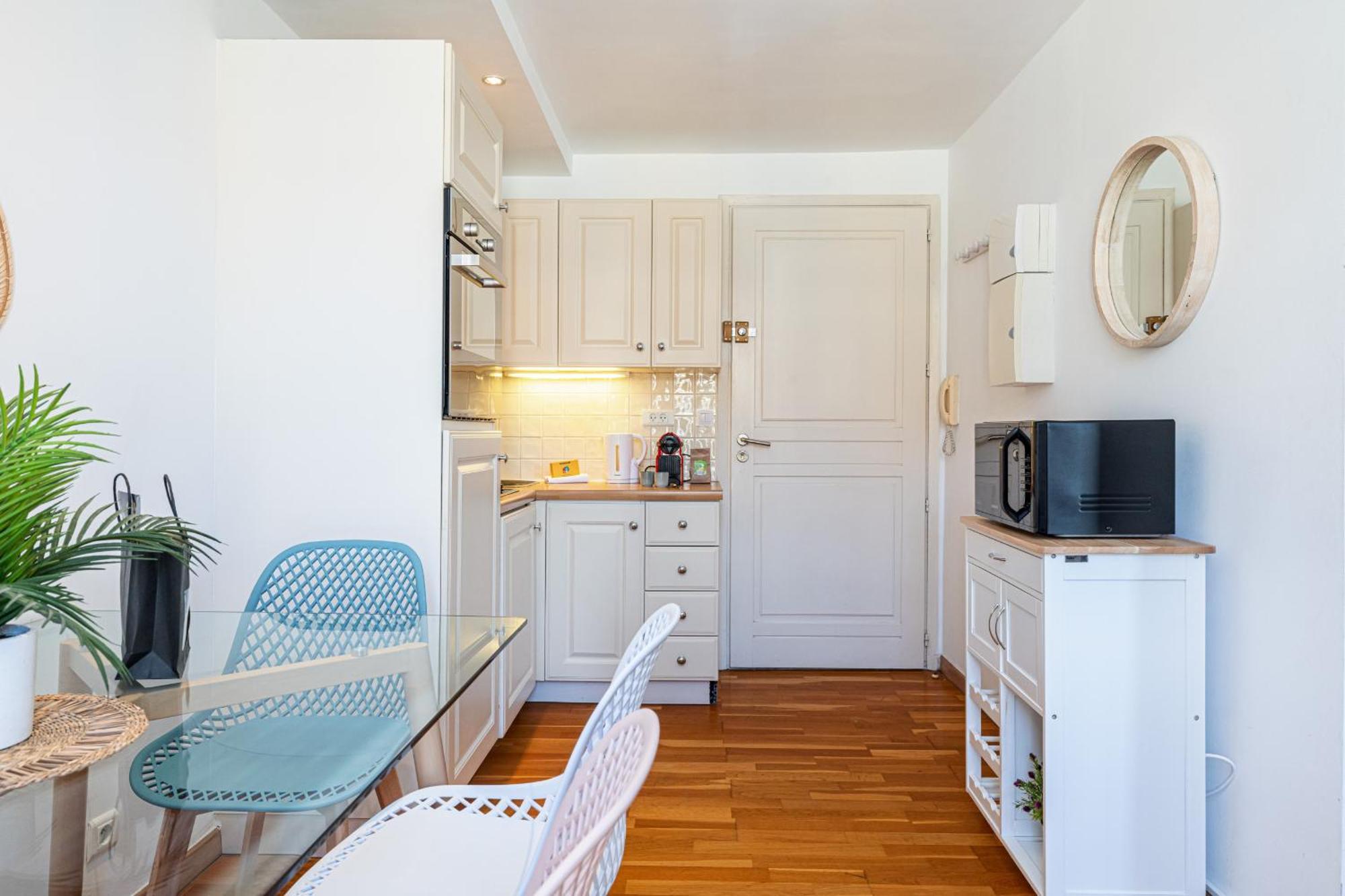 Appartement Massena Street - 1 Bdr Duplex With Ac & Parking
